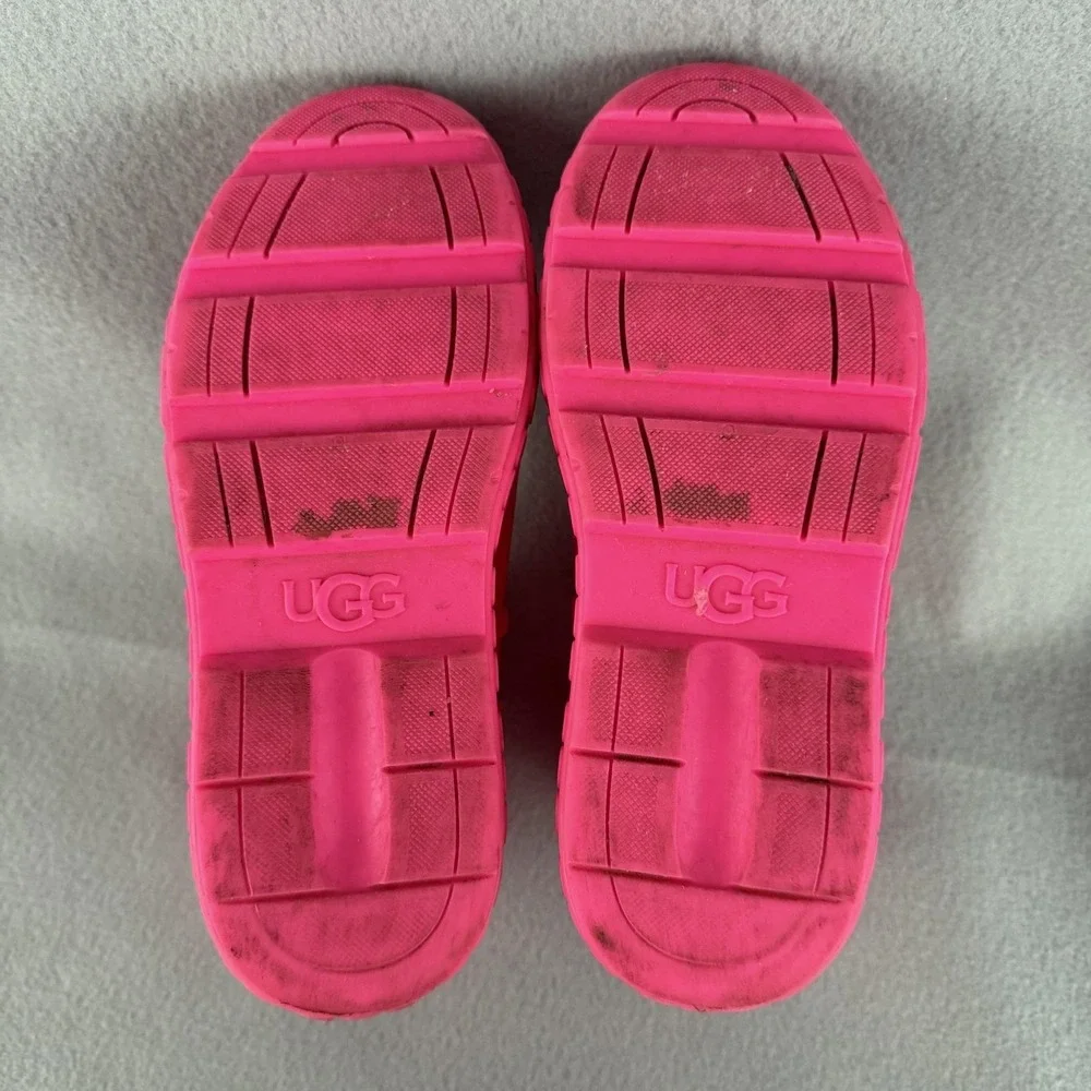 UGG Drizlita Rain Boots Kids 5 Pink Waterproof Rubber Ankle Logo‎